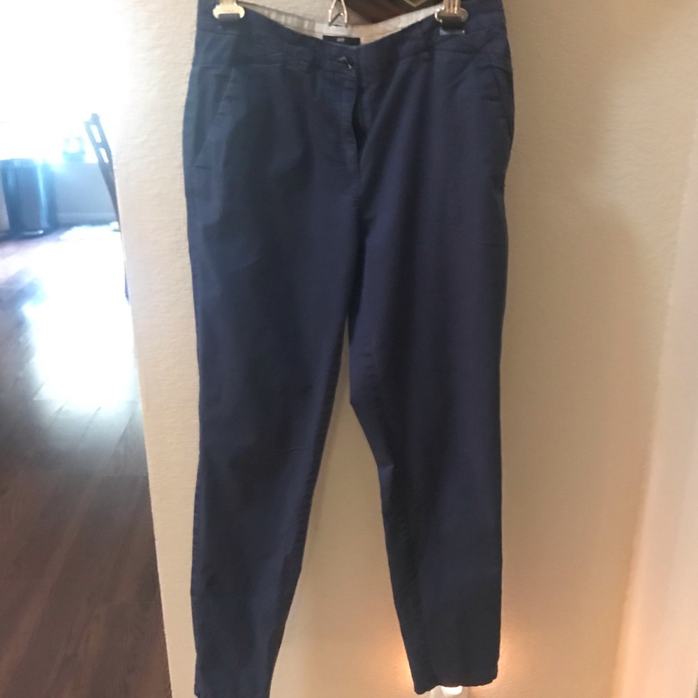 Woman blue pants